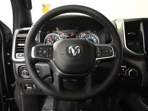 Used 2025 RAM 1500 Big Horn AWD/4WD image 34