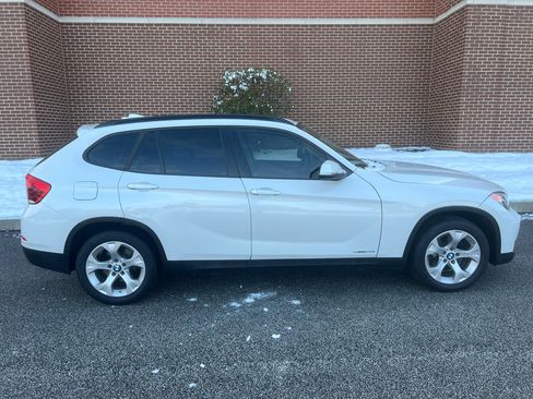Used 2013 BMW X1 sDrive28i image 12