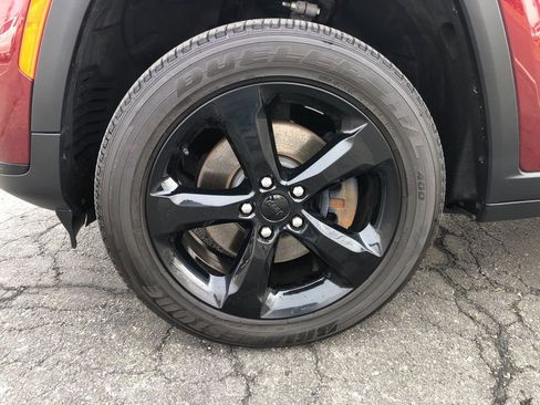 Certified 2024 Jeep Grand Cherokee L Altitude image 15