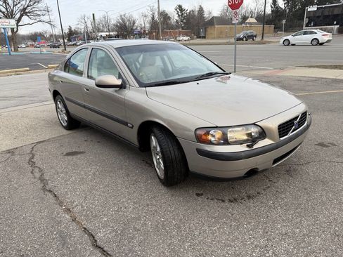 Used 2002 Volvo S60 2.4T image 5