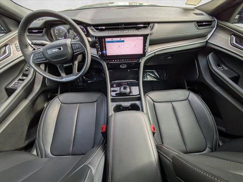 New 2026 Jeep Grand Cherokee Limited image 3