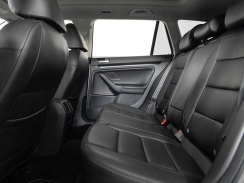 Used 2014 Volkswagen Jetta TDI image 18