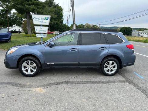 Used 2014 Subaru Outback 2.5i Limited AWD/4WD image 7