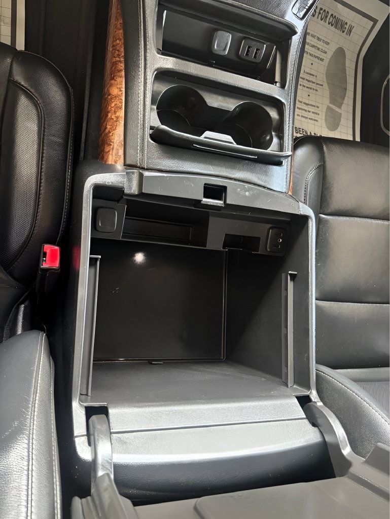 Used 2019 Chevrolet Tahoe Premier RWD image 25