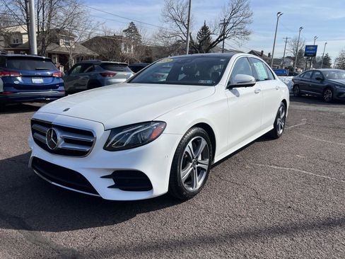 Used 2020 Mercedes-Benz E 350 4MATIC Sedan image 3