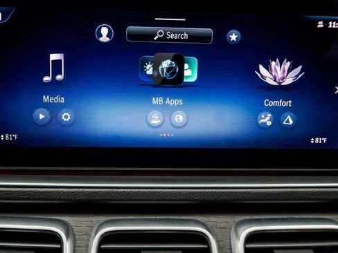 Used 2024 Mercedes-Benz GLS 580 GLS 580 image 30