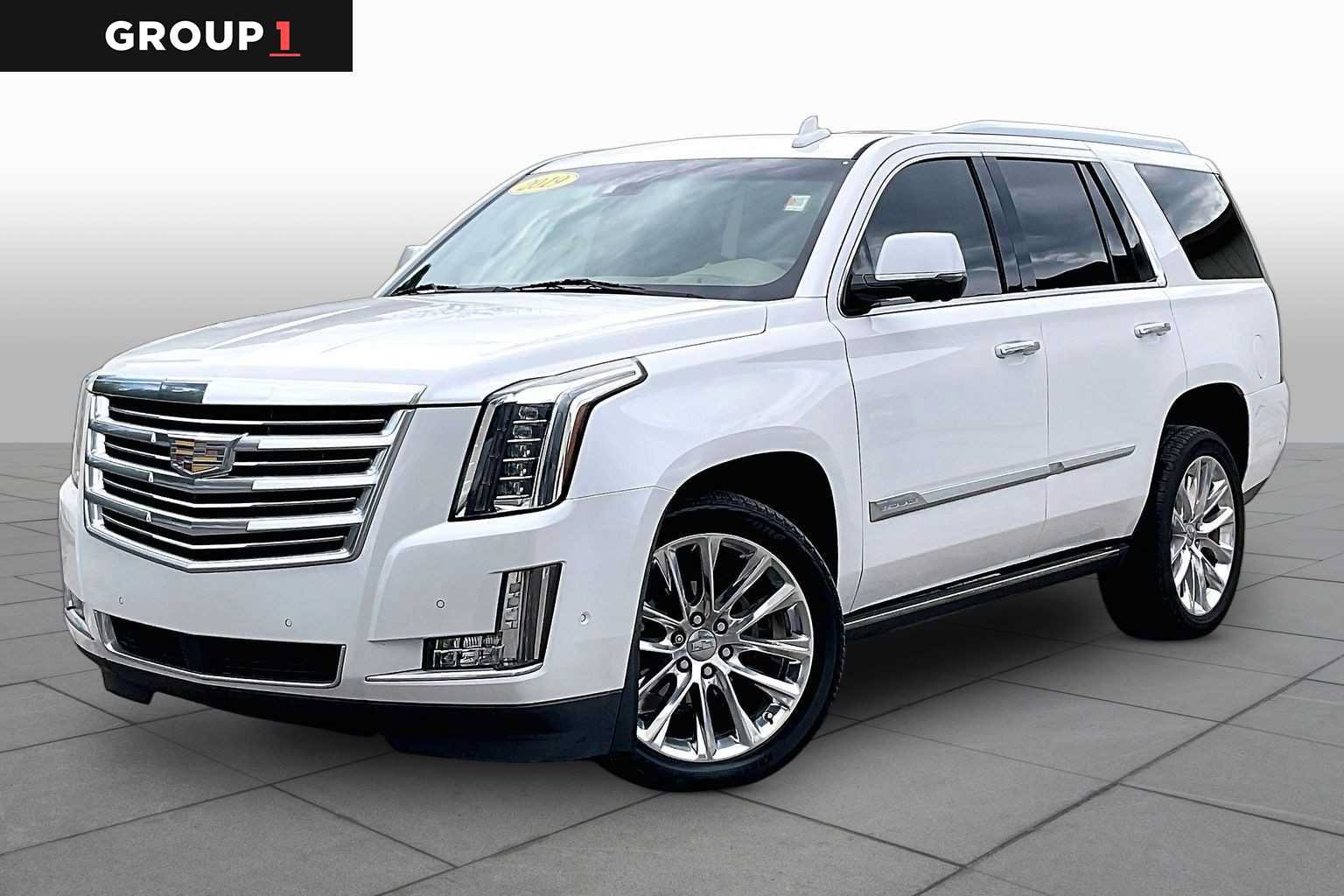 Used 2019 Cadillac Escalade Platinum RWD image 1