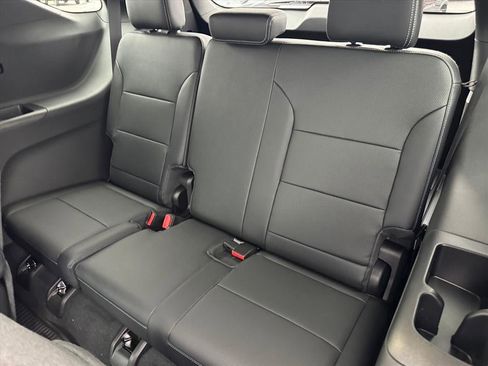 New 2026 Chevrolet Traverse LT w/ Midnight/Sport Edition image 7