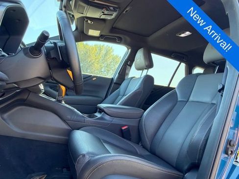 Used 2024 Subaru Outback Wilderness AWD/4WD image 11