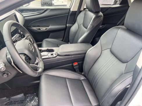 Used 2025 Lexus NX 350h AWD w/ Cold Area Package image 17