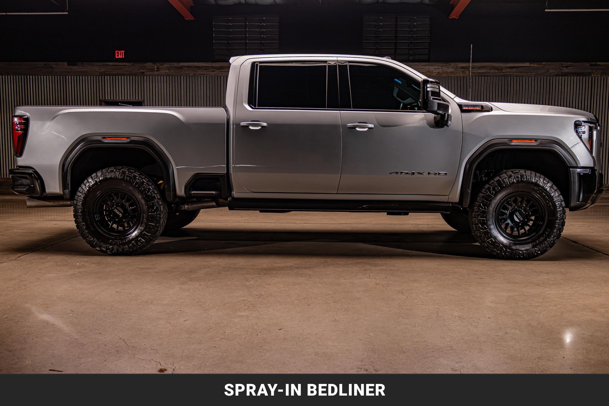 Used 2024 GMC Sierra 2500 AT4X AWD/4WD image 10