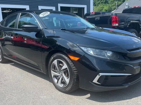 Used 2019 Honda Civic LX image 3