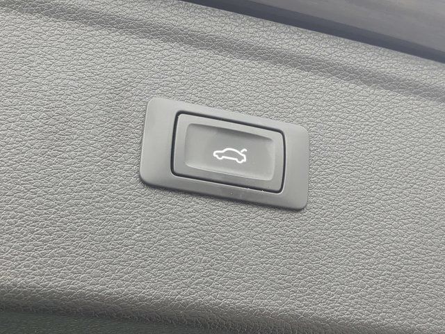 Used 2021 Audi Q5 2.0T Premium AWD/4WD image 15