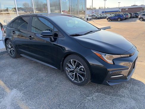 Used 2022 Toyota Corolla SE image 1