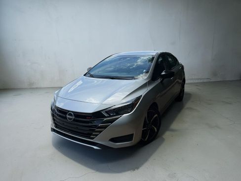 Used 2024 Nissan Sentra SR FWD image 1