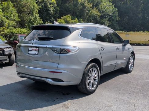 Used 2023 Buick Enclave Avenir w/ Avenir Technology Package AWD/4WD image 6