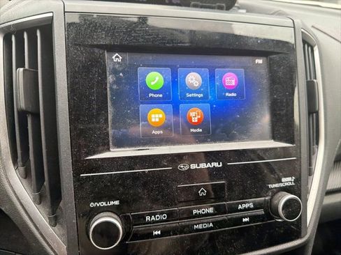 Used 2019 Subaru Crosstrek 2.0i image 19