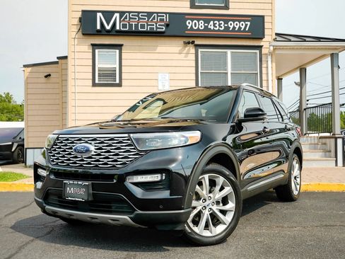 Used 2021 Ford Explorer Platinum w/ Equipment Group 601A AWD/4WD image 1