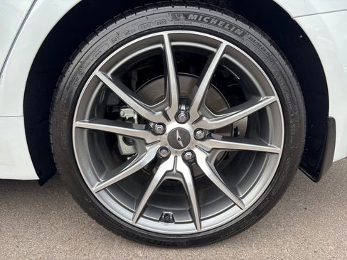 Used 2023 Genesis G70 2.0T image 26