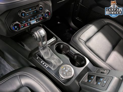 Used 2025 Ford Bronco Outer Banks image 15
