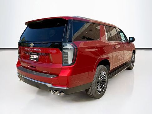 New 2025 Chevrolet Suburban Premier image 6