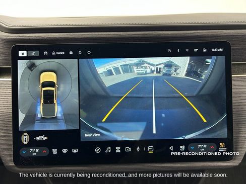 Used 2022 Rivian R1T Adventure image 19