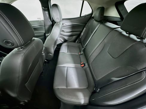 Used 2025 Buick Encore GX Preferred FWD image 26