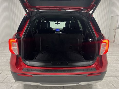 Used 2020 Ford Explorer XLT w/ Equipment Group 202A image 25