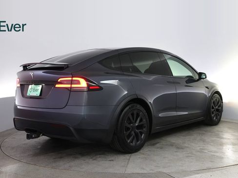 Used 2023 Tesla Model X AWD/4WD image 3