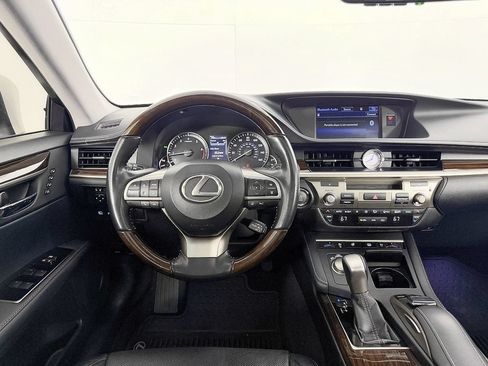 Used 2016 Lexus ES 350 w/ Luxury Package w/Wood Trim FWD image 62