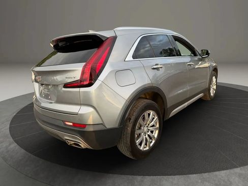 Used 2023 Cadillac XT4 Premium Luxury w/ Cold Weather Package AWD/4WD image 5