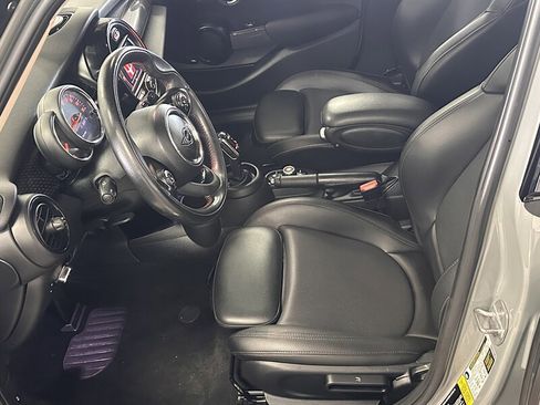 Used 2020 MINI Cooper S image 13