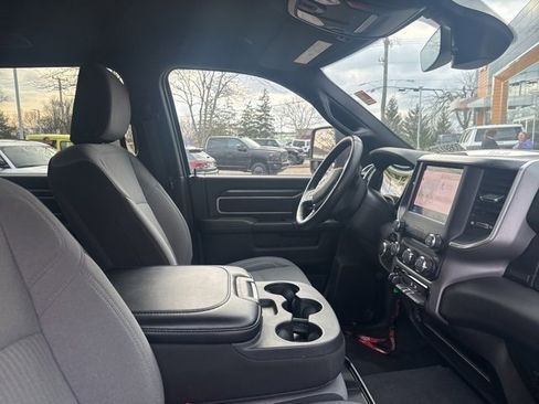 Used 2024 RAM 2500 Big Horn w/ Bed Utility Group image 17