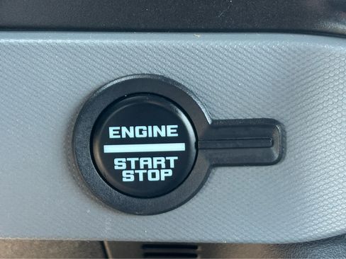 Used 2023 Ford Bronco Black Diamond AWD/4WD image 31