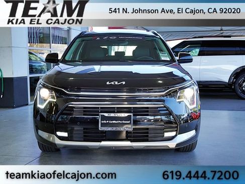 Certified 2023 Kia Niro SX image 4