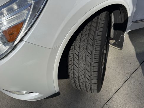 Used 2017 Buick Enclave Premium w/ Enclave Tuscan Edition image 33