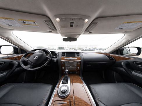 Used 2019 Nissan Armada Platinum AWD/4WD image 10