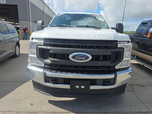 Used 2021 Ford F250 XL w/ Power Equipment Group AWD/4WD image 5