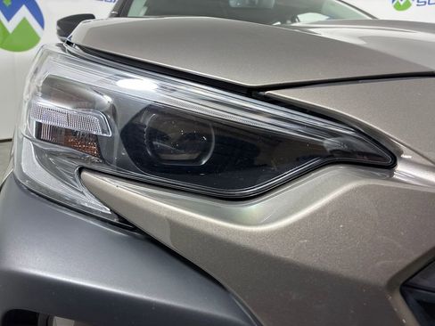 Used 2023 Subaru Outback Limited image 2