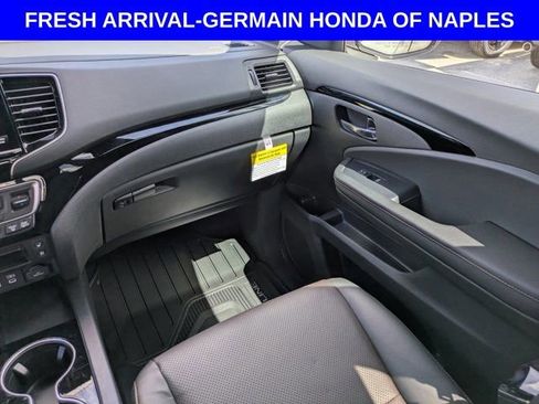 New 2026 Honda Ridgeline Black Edition image 15