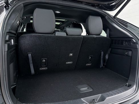 Used 2025 MAZDA CX-90 3.3 Turbo S w/ Premium Package image 35