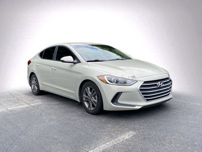 Used 2017 Hyundai Elantra SE