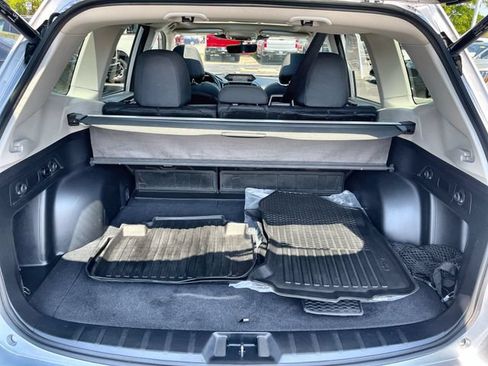 Used 2024 Subaru Forester Premium AWD/4WD image 24