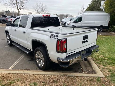 Used 2018 GMC Sierra 1500 SLT w/ SLT Premium Package image 31