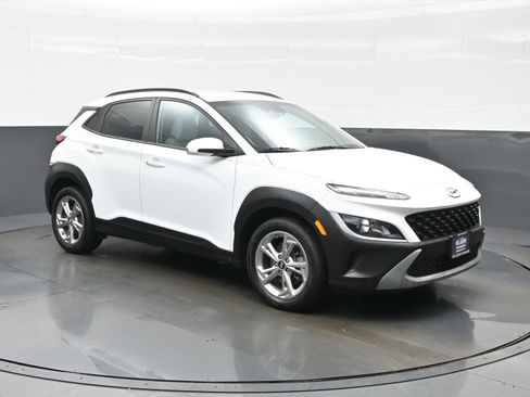 Used 2023 Hyundai Kona SEL w/ Cargo Package AWD/4WD image 8