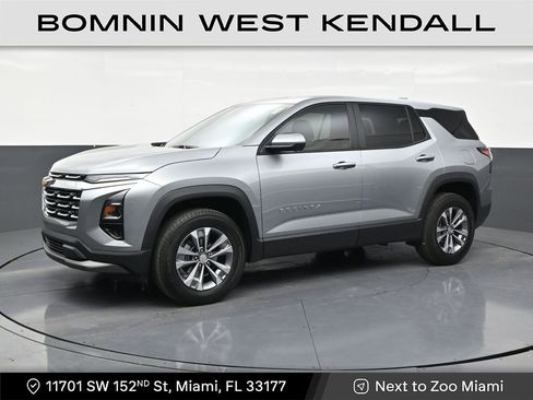 Used 2025 Chevrolet Equinox LT w/ Safety and Technology Package FWD image 1