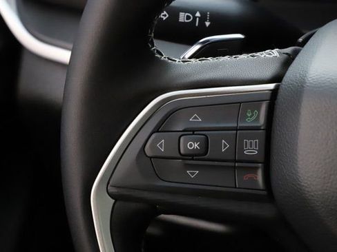 New 2025 Jeep Grand Cherokee Laredo X w/ Luxury Tech Group I AWD/4WD image 17