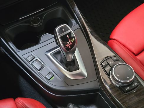 Used 2016 BMW M235i Coupe RWD image 19