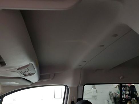 Used 2020 Ford Transit Connect XL image 22