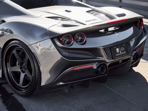Used 2022 Ferrari F8 Tributo image 14